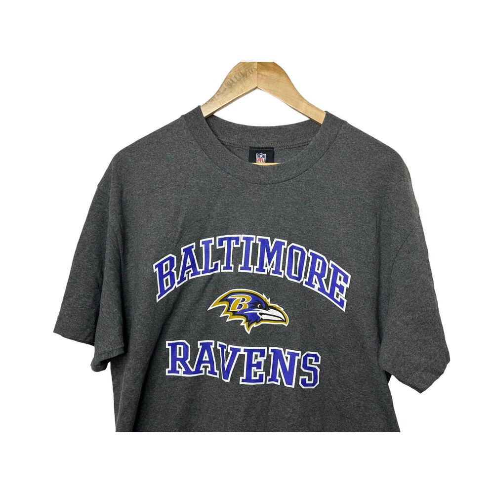 NFL Team Apparel Baltimore Ravens Gray Crewneck T-Shirt Men's Large - Picture 2 of 4